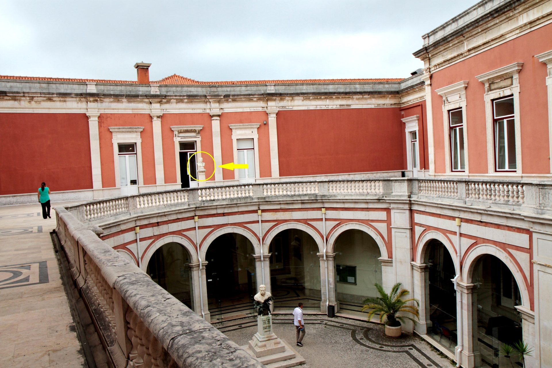 Miguel Bombarda's bust, NOVA Facultade de Ciencias Medicas, Lisbon - 01.JPG